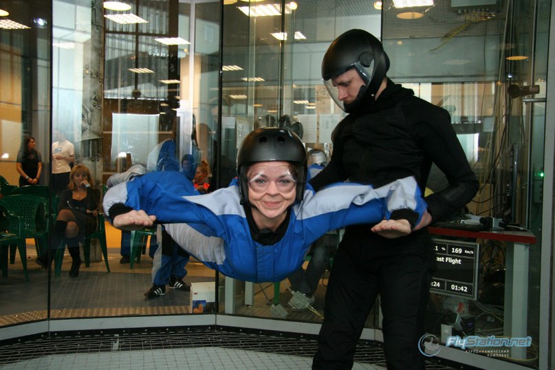 Отдых с друзьями в Skyjumper